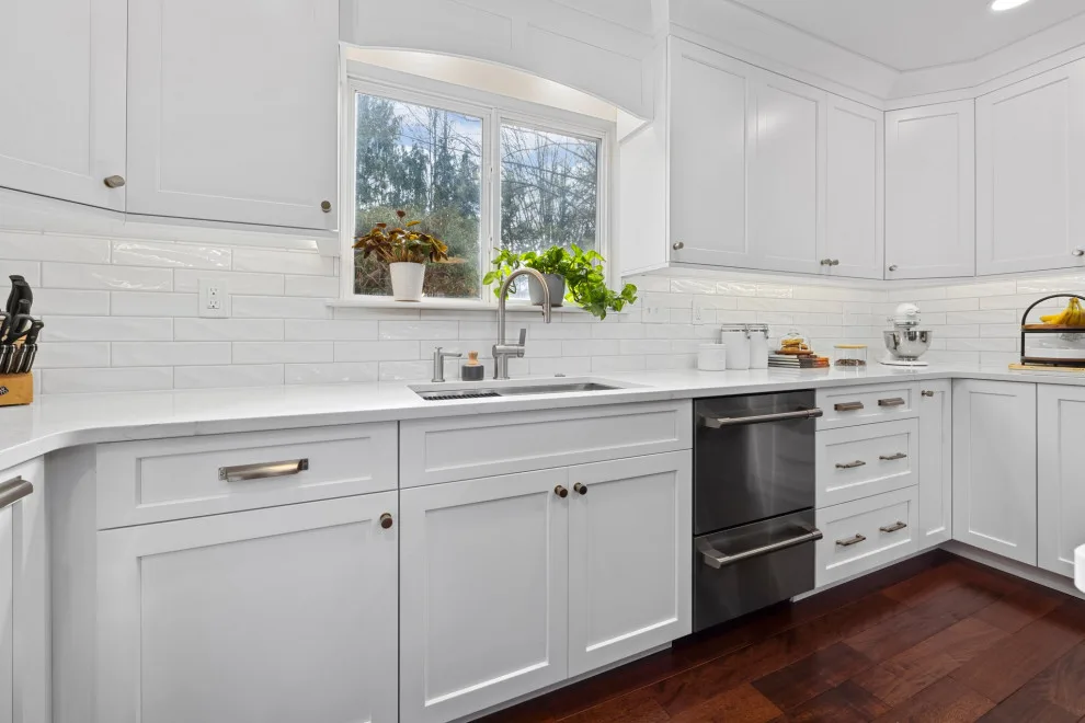 L & E, Chesterfield, Missouri by Cabinetry By Design - Photo 4