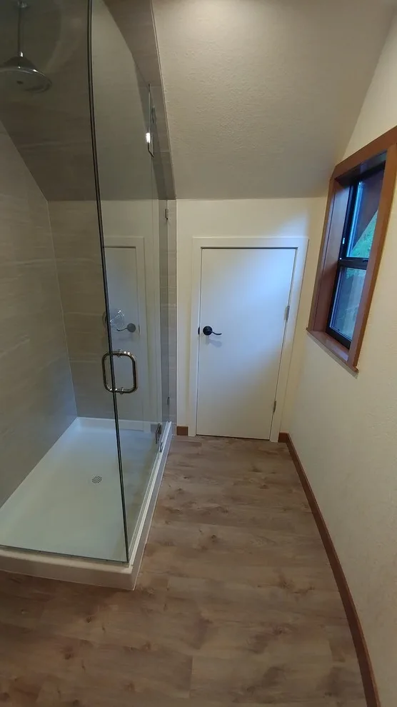 Lake Stevens Bathing and Dressing Areas by Serene Remodeling, LLC - Photo 4