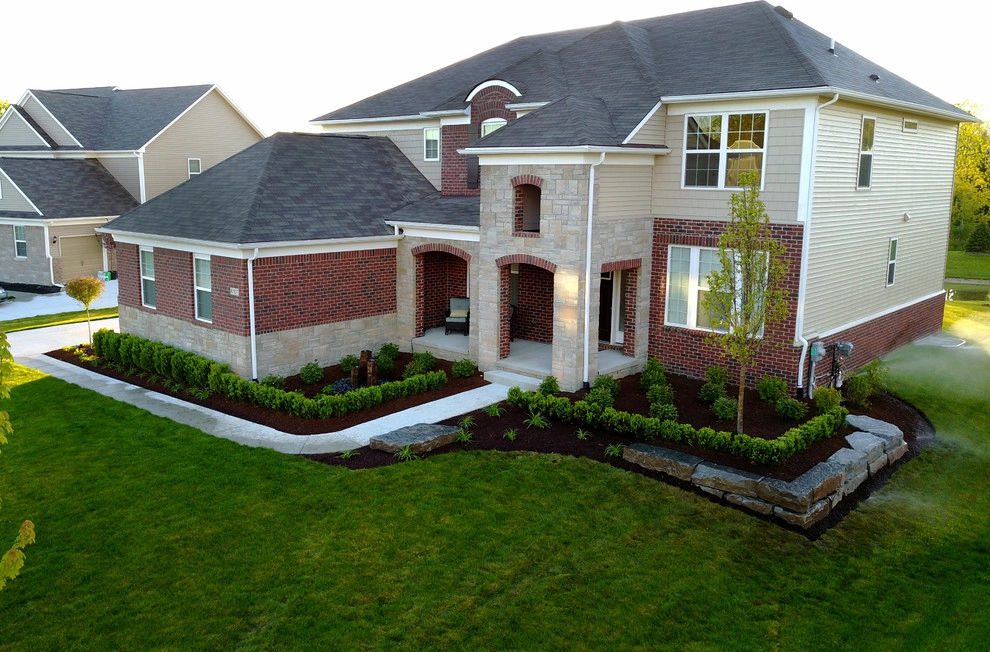 Clarkston, MI - Landscape Design & Build by Troy Clogg Landscape Associates - Photo 15