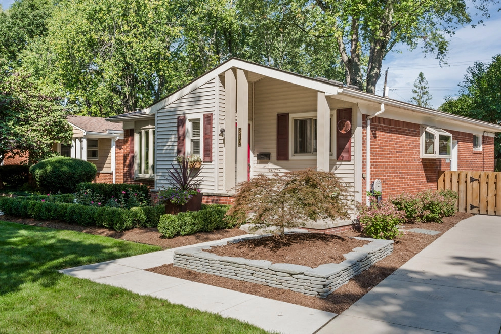 Royal Oak, MI - Front Yard Landscape Design & Install by Troy Clogg Landscape Associates - Photo 9