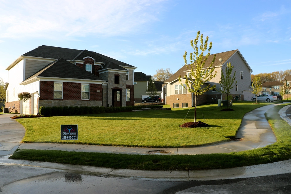 Clarkston, MI - Landscape Design & Build by Troy Clogg Landscape Associates - Photo 12