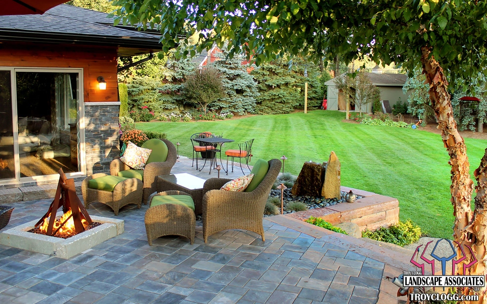 Brighton, MI - Landscape & Lighting by Troy Clogg Landscape Associates - Photo 4