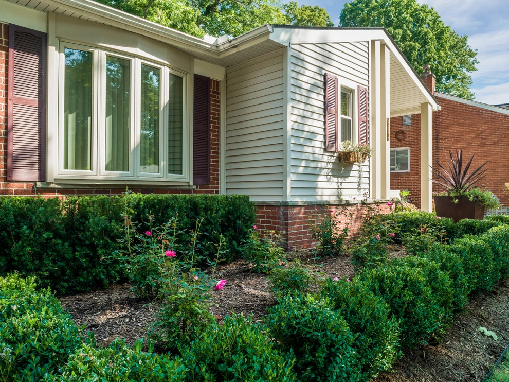 Royal Oak, MI - Front Yard Landscape Design & Install by Troy Clogg Landscape Associates - Photo 14