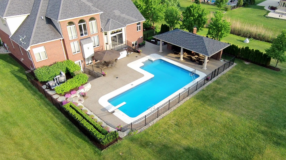 Shelby Township, MI - Backyard Design & Consruction by Troy Clogg Landscape Associates - Photo 3