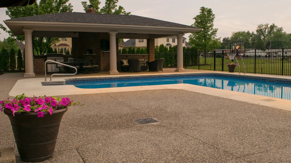 Shelby Township, MI - Backyard Design & Consruction by Troy Clogg Landscape Associates - Photo 9