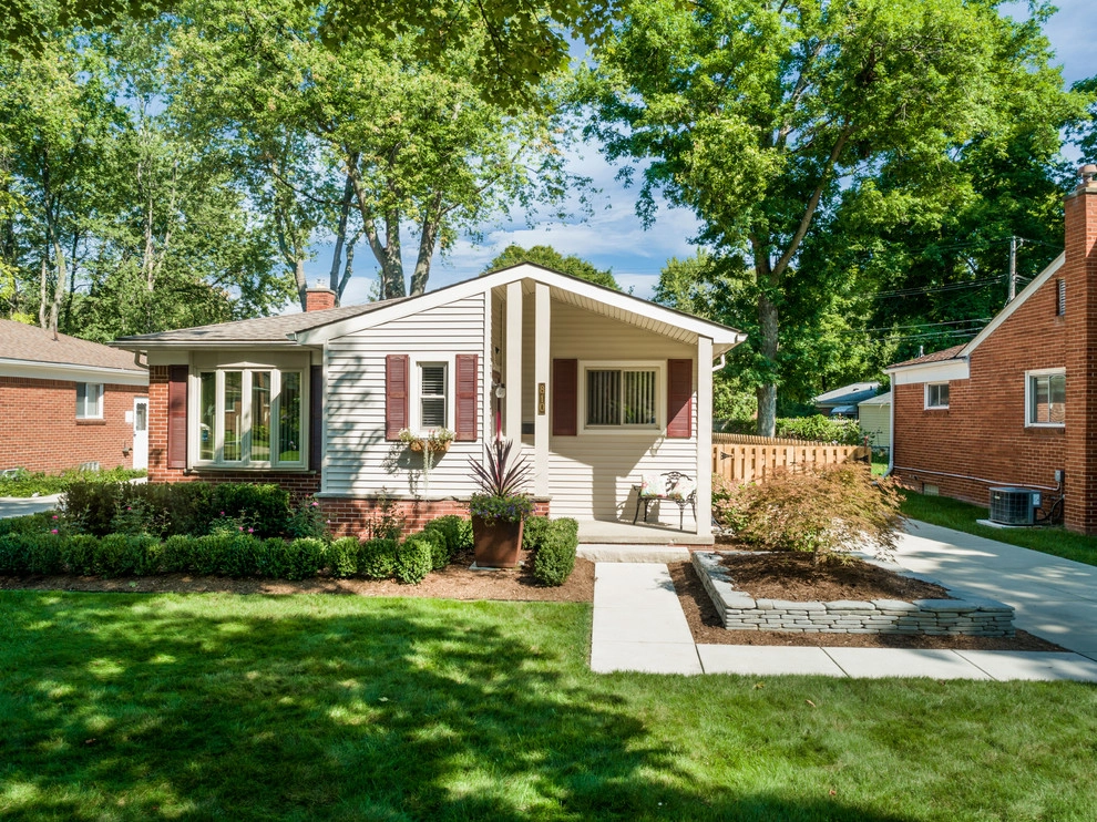 Royal Oak, MI - Front Yard Landscape Design & Install by Troy Clogg Landscape Associates - Photo 13
