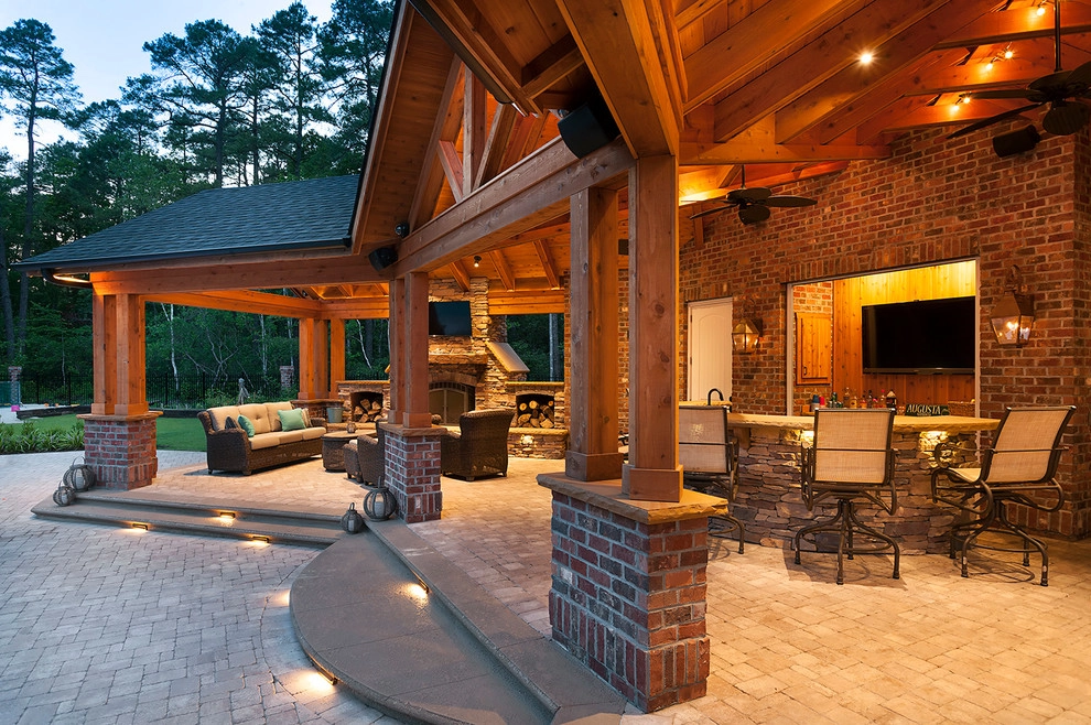 Blackwater Backyard Pool Oasis by TruDesign Studio - Photo 4