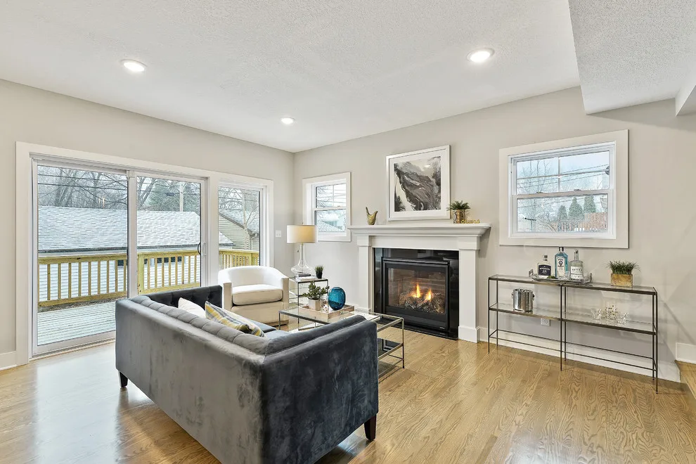 Executive Remodeling - Photo 11