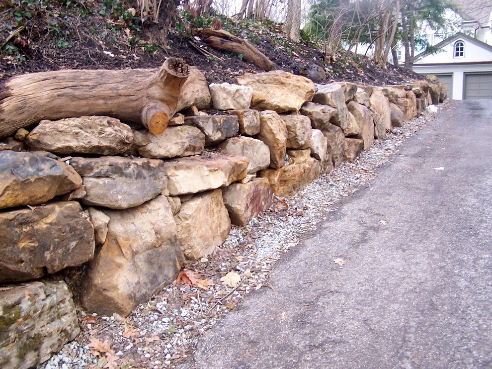Retaining Walls by True North Landscaping - Photo 2