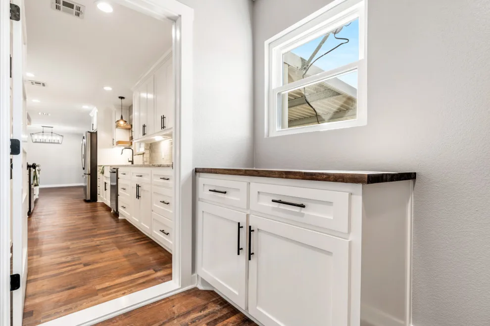 Vaughn Construction - Photo 14