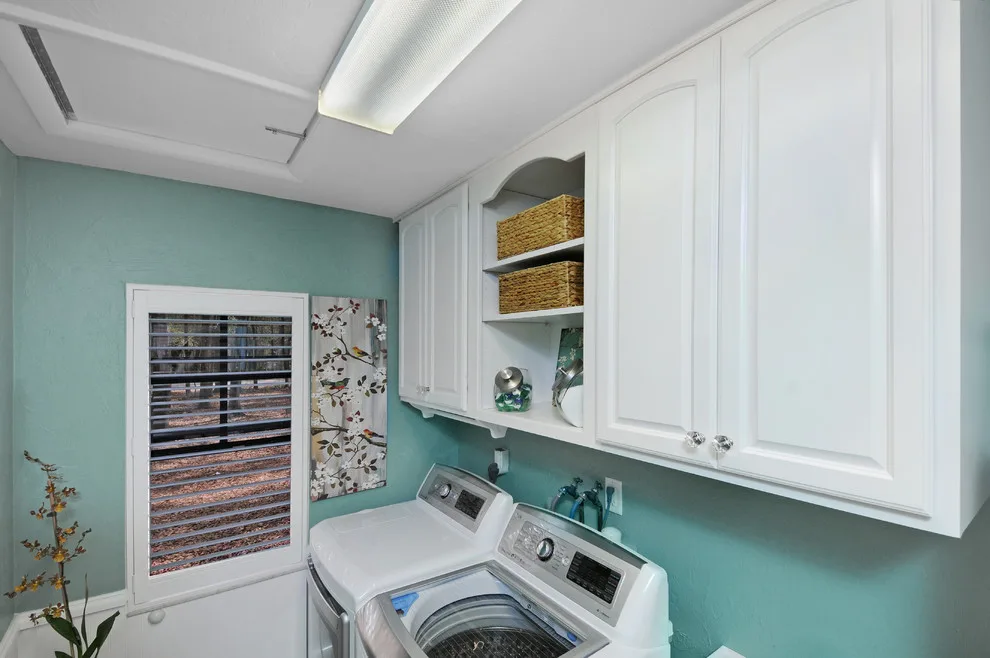 Lowes Bathroom and Laundry by Norm Walters Construction Inc. - Photo 7