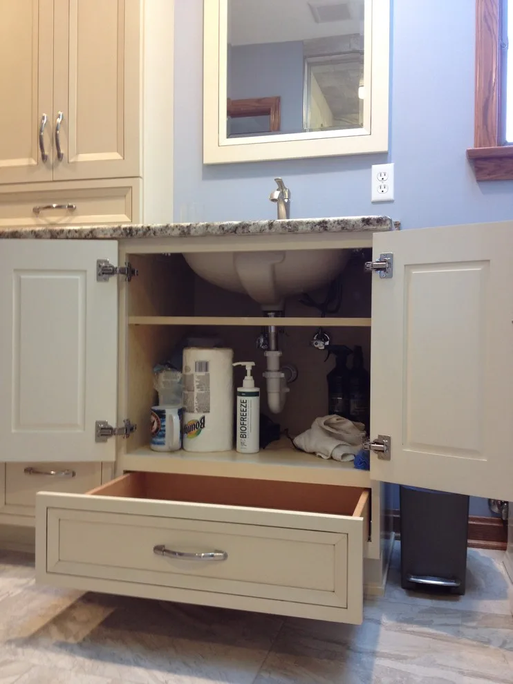Magnolia Blossom Drive Restroom by Skip Knoll INC Professional Remodeling - Photo 8