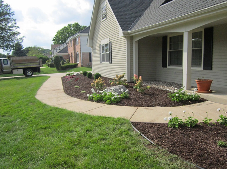 Turf & Tree Worx - Photo 2