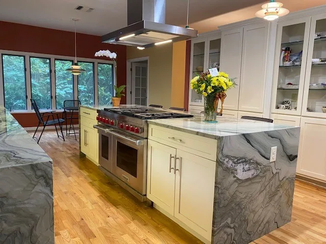 Charming Kitchen in Mount Dora by Murray Construction Services, Inc. - Photo 13