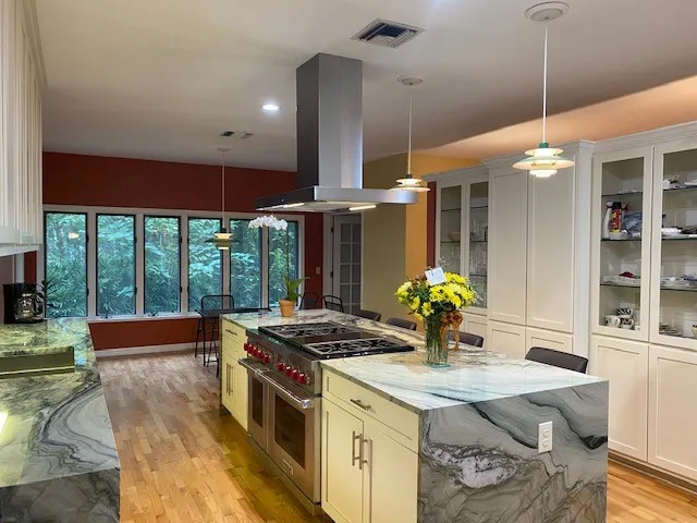 Charming Kitchen in Mount Dora by Murray Construction Services, Inc. - Photo 6