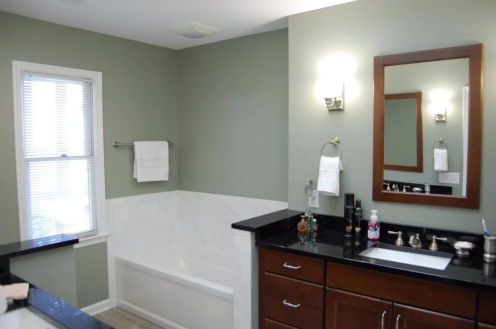 Wilmington Island Residence Master Bathroom by Coastal Bath And Kitchen - Photo 2