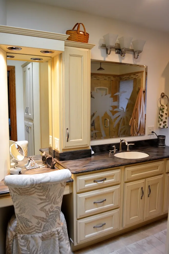 Etched Glass Shower Door for Master Bathroom by Lucci Kitchen And Bath Center Inc. - Photo 2
