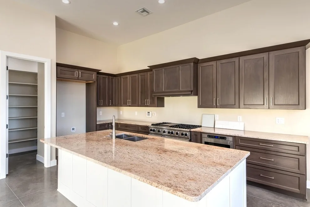 Davis Kitchens - Photo 2