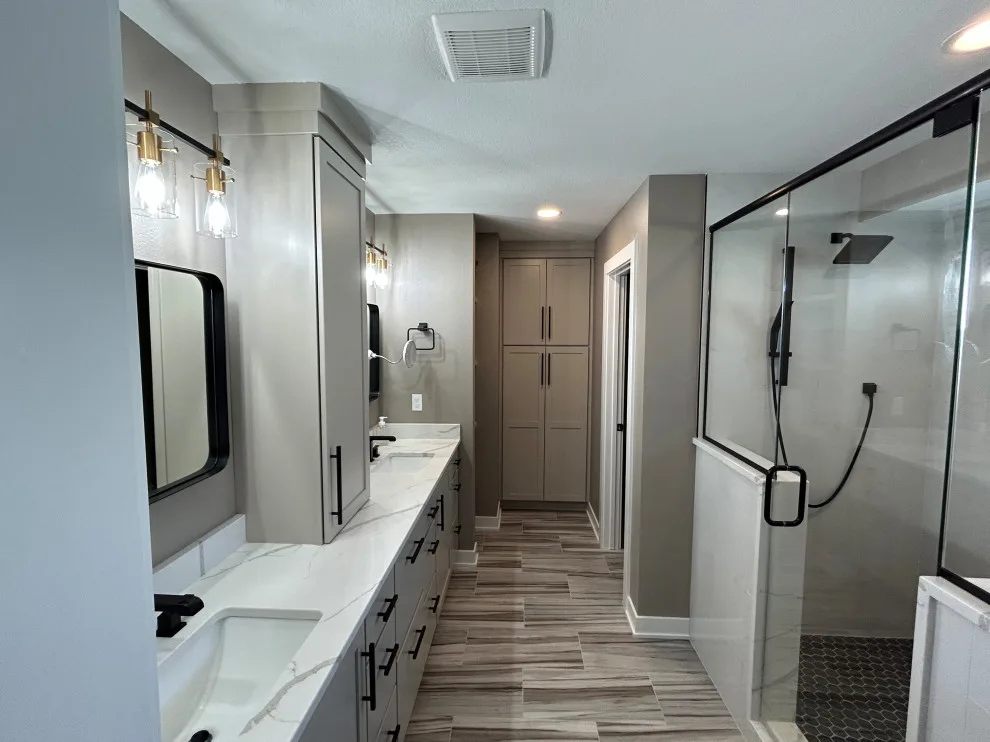 Master Bathroom Renovation by Home State Builders - Photo 4