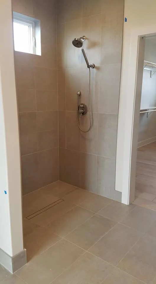 Amazing Comfort Showers - Photo 14