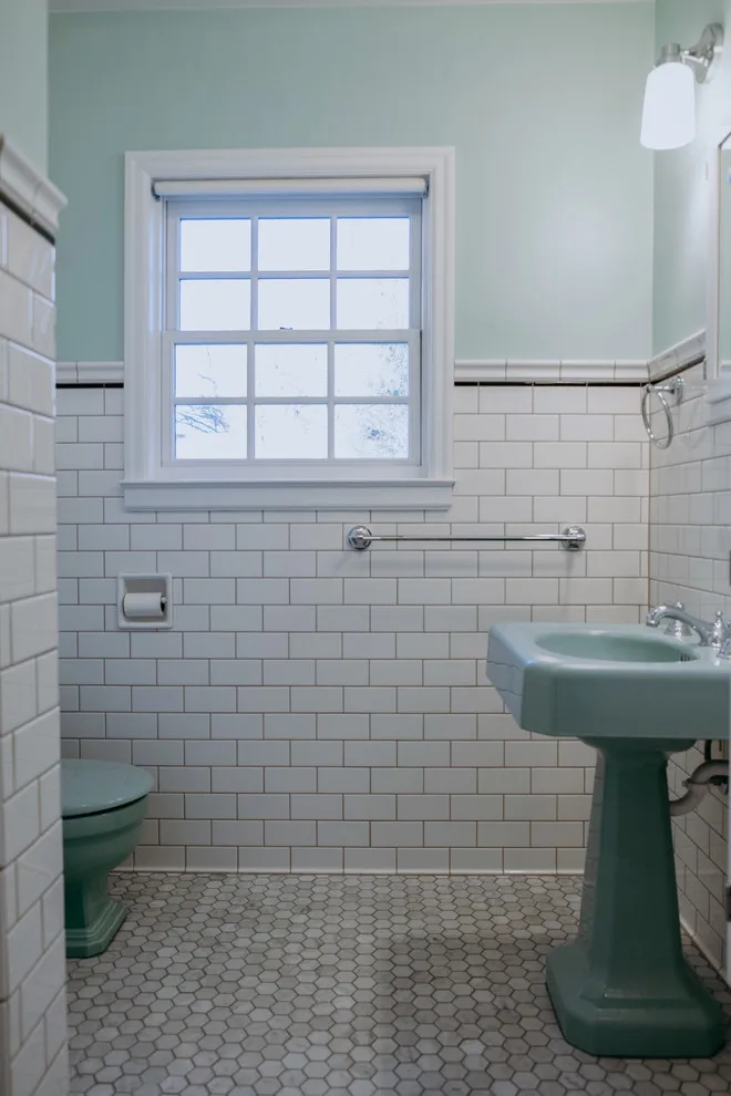 Retro Bathroom Design by Carlton Builders - Photo 13