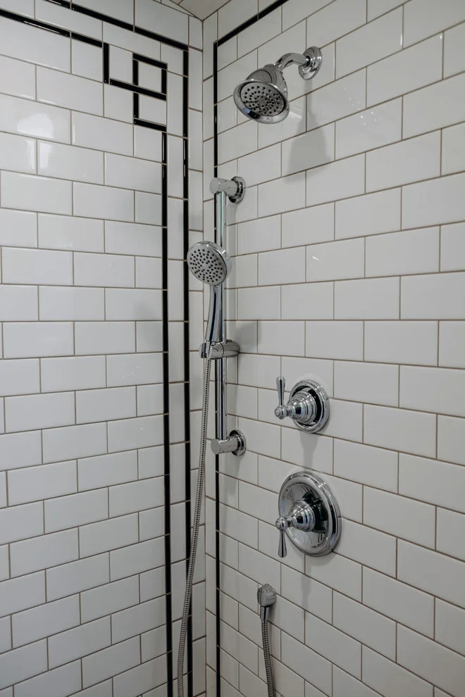 Retro Bathroom Design by Carlton Builders - Photo 7