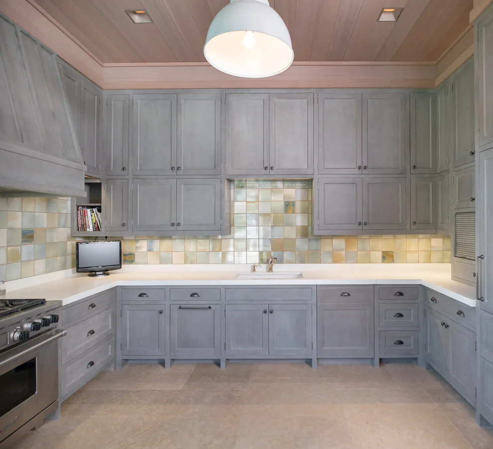 Midwestern Family Retreat by Kitchen Studio: Kansas City - Photo 17