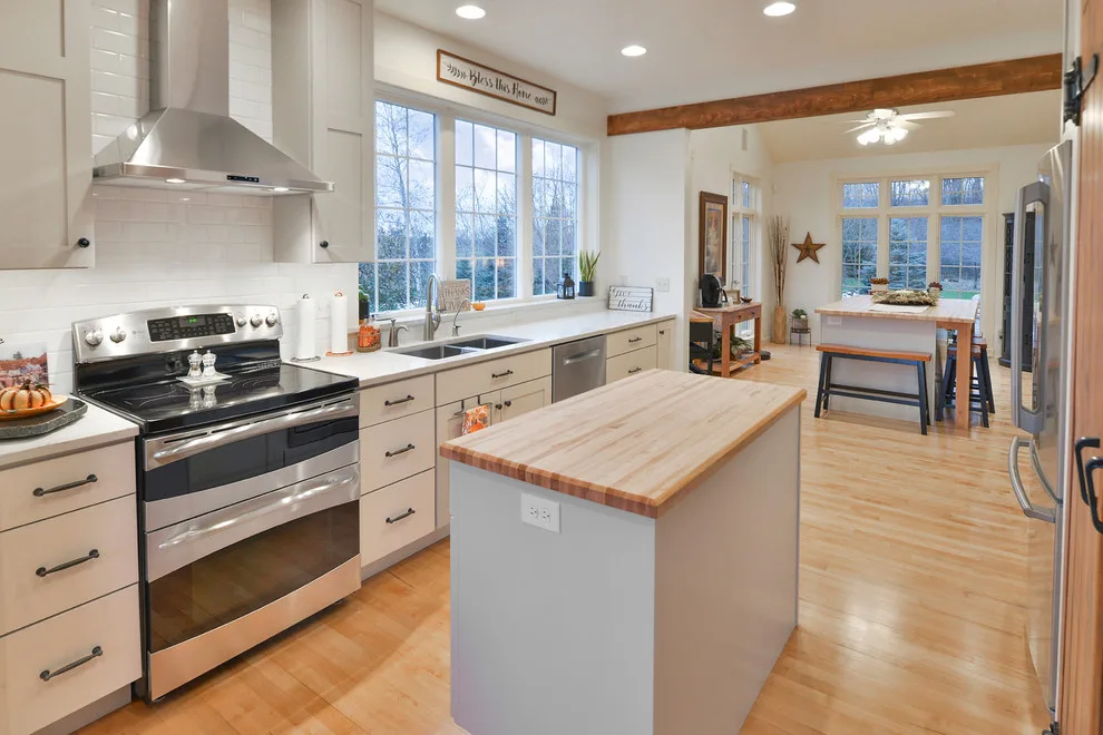Heartland Farm Kitchen by VKB Homes, LLC - Photo 4