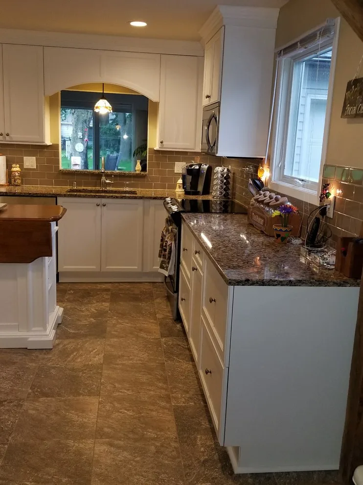 Milwaukee Region Kitchen Renovation by Advantage Design + Remodel - Photo 9