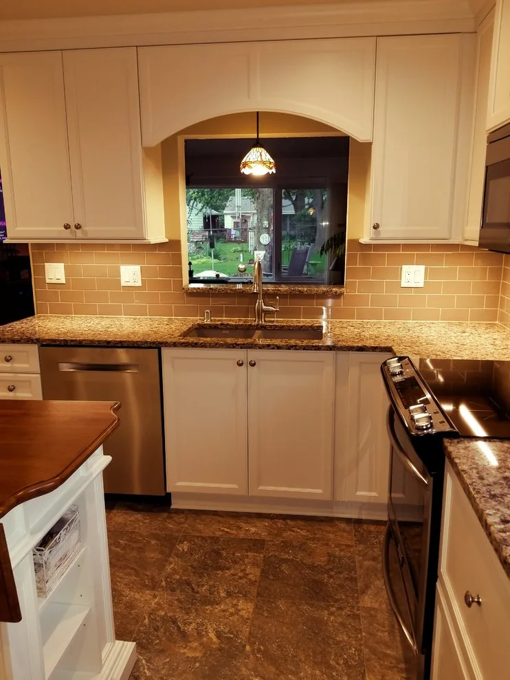 Milwaukee Region Kitchen Renovation by Advantage Design + Remodel - Photo 11