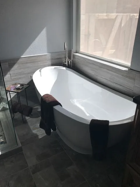 Elegant Kitchen & Bath, LLC - Photo 6
