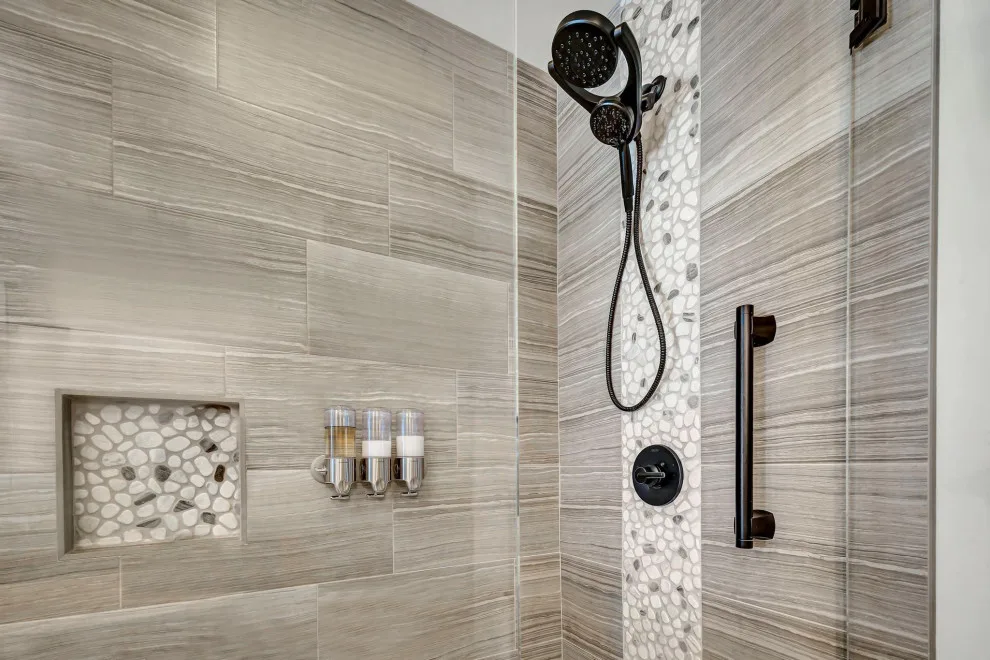 Contemporary Spa-Inspired Aesthetics by Golden Shore Design And Build - Photo 4