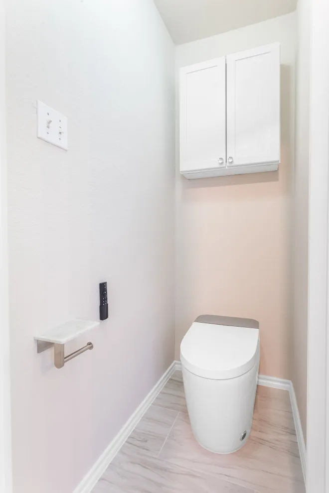 Contemporary Bathroom Renovation by Dallas Bathroom & Kitchen Remodeling - Photo 11