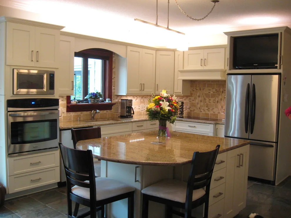 Contemporary Grace by Design Phase Kitchens & Baths, Inc. - Photo 2