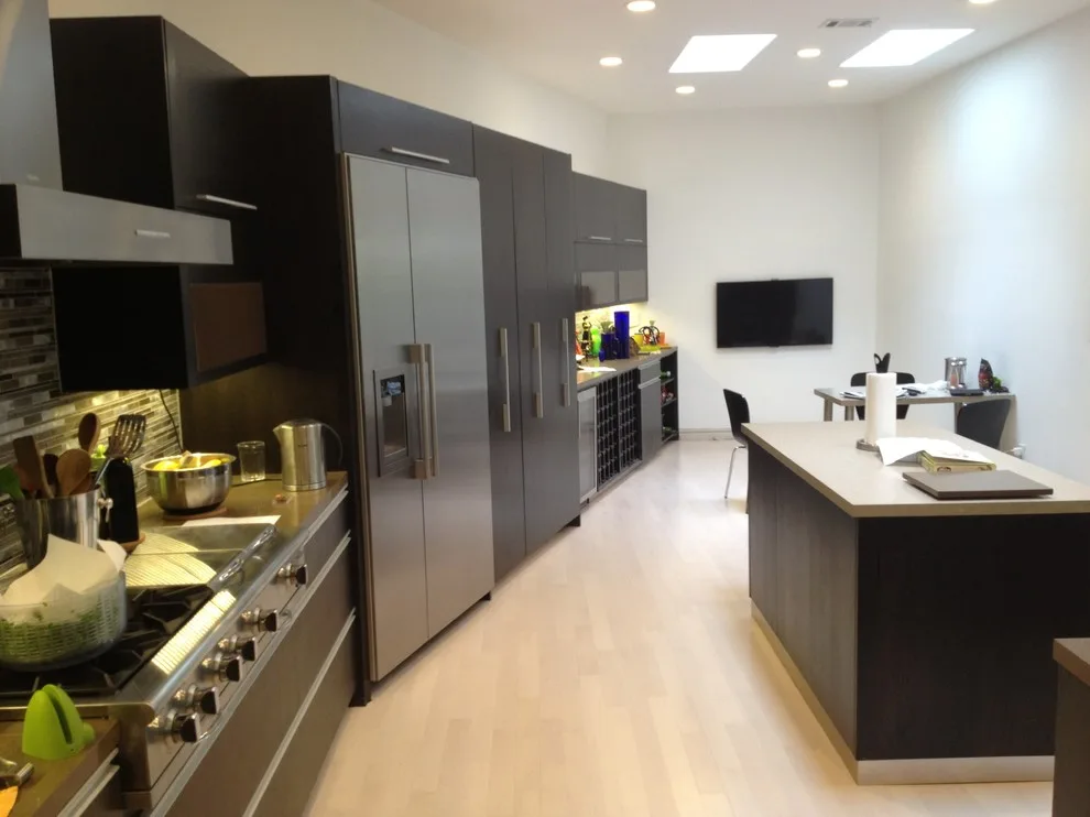 Contemporary Kitchen Renovation by Knight Residential Services - Photo 4