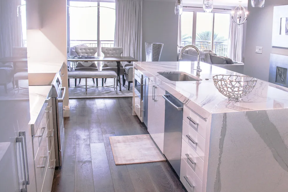 Contemporary Kitchen Revamp in White Acrylic by Kitchen Solvers Of The Gulf Coast - Photo 14