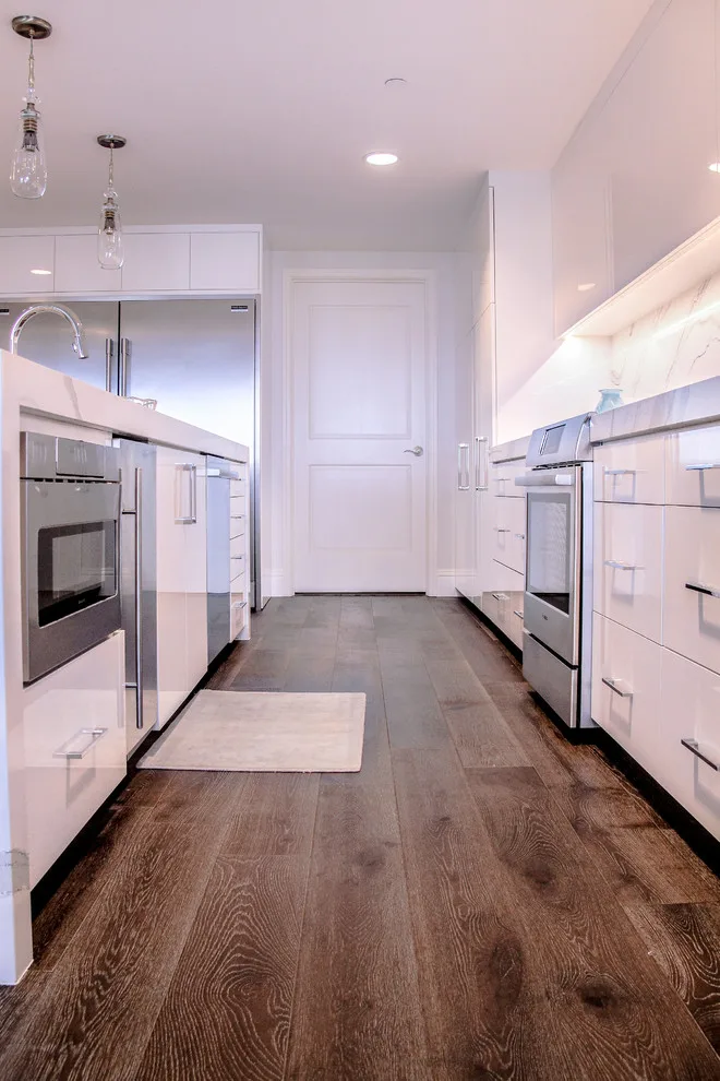 Contemporary Kitchen Revamp in White Acrylic by Kitchen Solvers Of The Gulf Coast - Photo 18