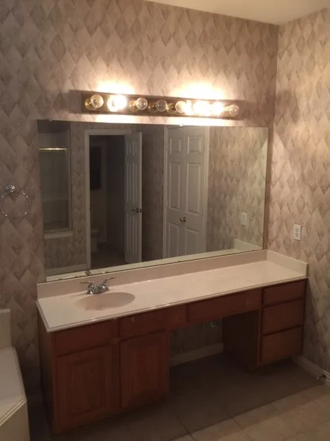 Contemporary Master Bath Overhaul by Redoux, LLC. - Photo 16