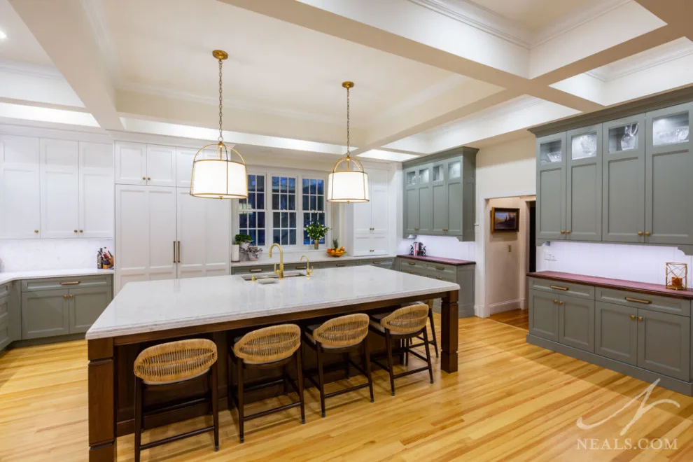 Contemporary Classic Kitchen in Indian Hill by Neal's Design Remodel - Photo 3