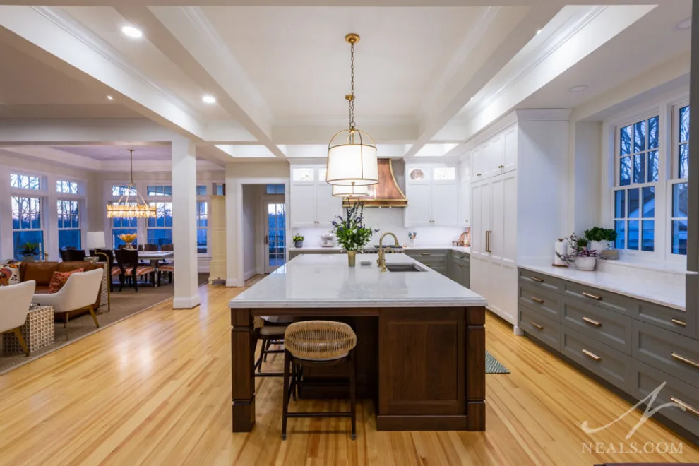 Contemporary Classic Kitchen in Indian Hill by Neal's Design Remodel - Photo 10