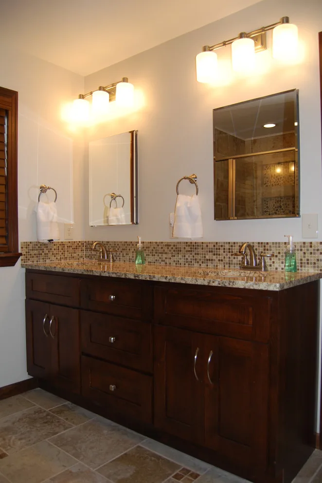Morningside Main Bathroom by Design One Contractors, Llc - Photo 4