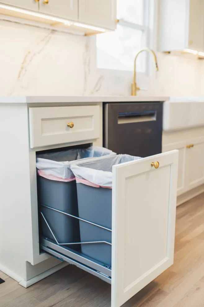 Dove's Grief Kitchen by Wade Home Remodeling - Photo 42