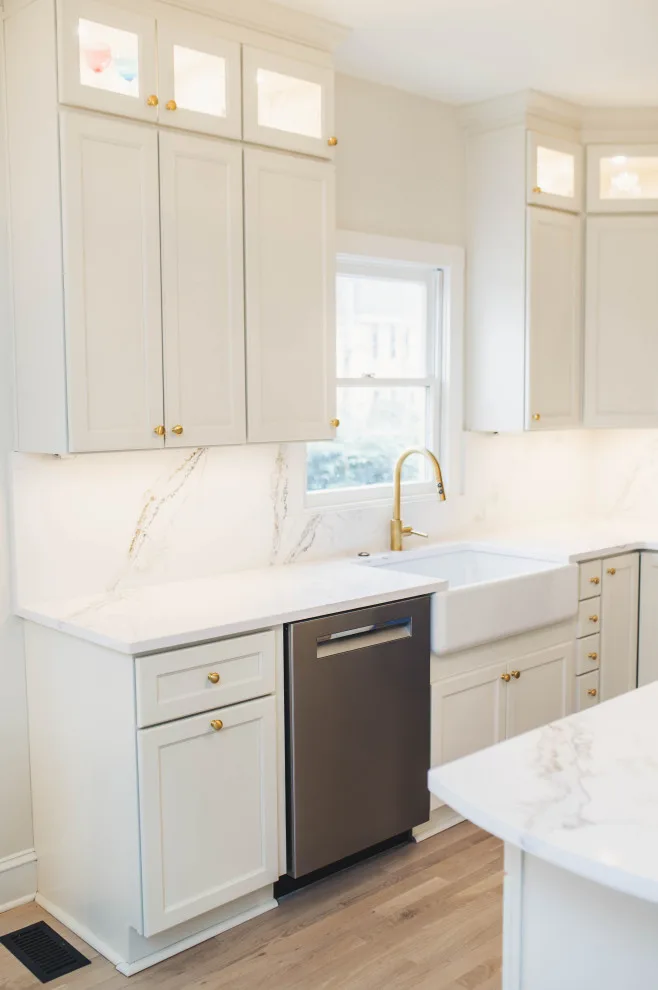 Dove's Grief Kitchen by Wade Home Remodeling - Photo 23