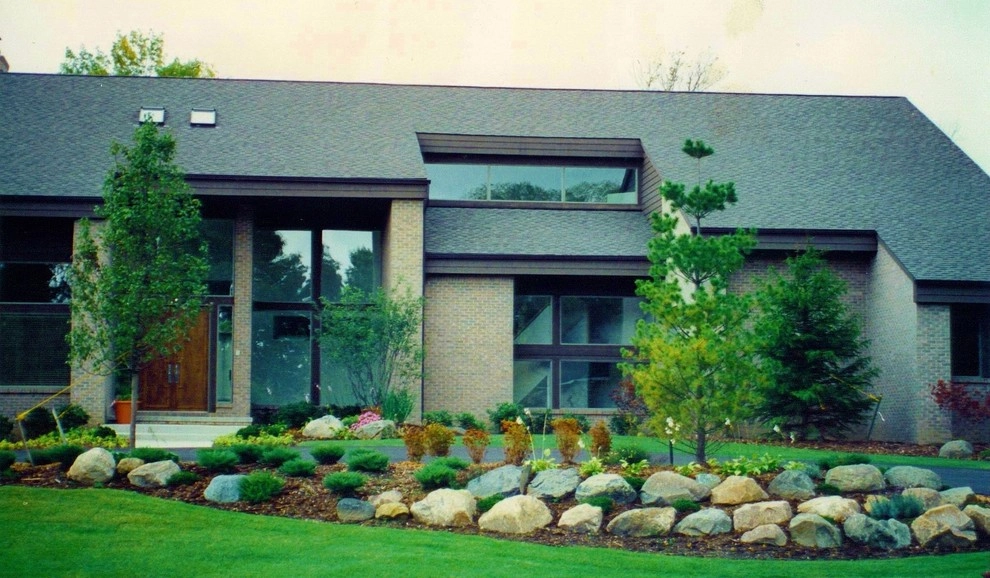 Private Residence - Orchard Lake, MI 1 by Bespoke Garden Design - Photo 3