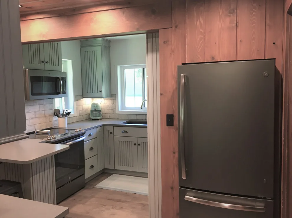 Emmet Kitchen & Bath - Photo 2