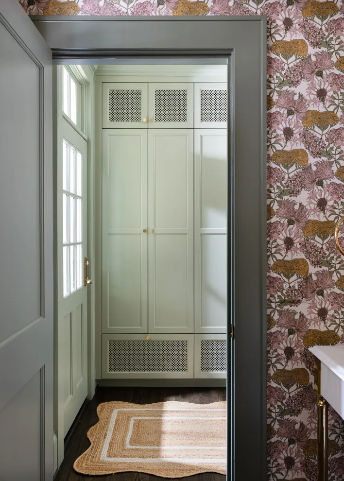 Myers Park complete home makeover by Hopedale Builders, Inc. - Photo 17