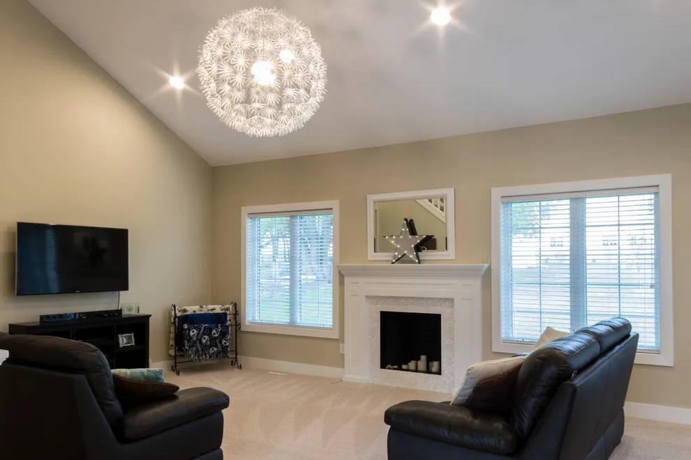 Heritage Custom Residence by JSR Construction Inc - Photo 5