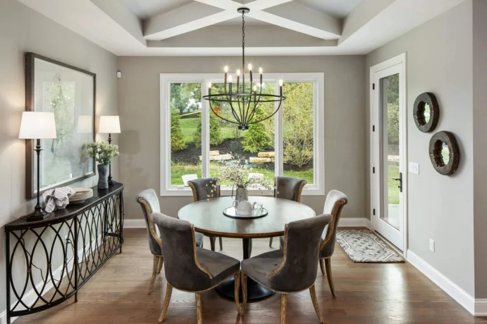 Ultimate Design & Remodel - Photo 6