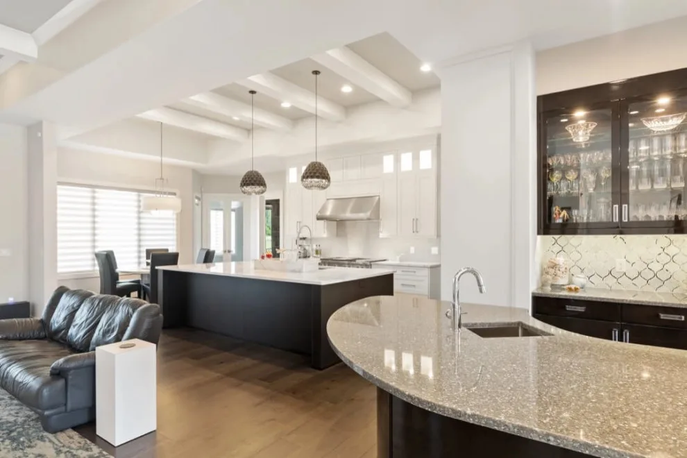 Ultimate Design & Remodel - Photo 3