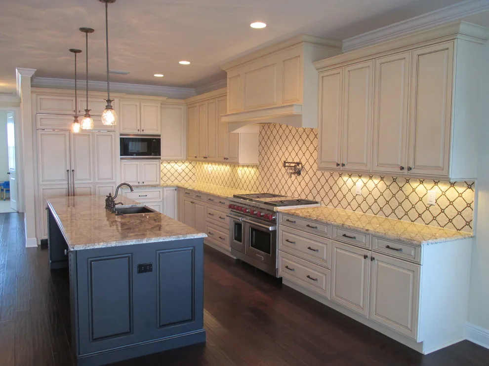 Amberwood Home by CEMCO Construction Company - Photo 6